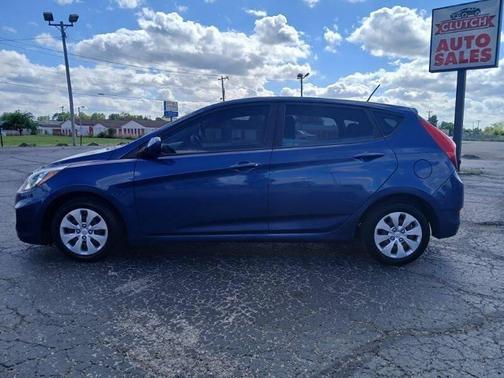 Pacific Blue Pearl 2017 Hyundai Accent SE