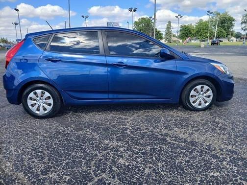 Pacific Blue Pearl 2017 Hyundai Accent SE