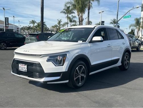 2025 Kia Niro LX