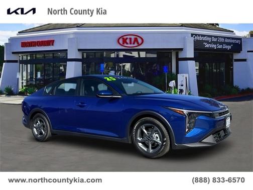 2025 Kia K4 LXS
