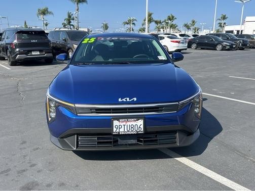 2025 Kia K4 LXS