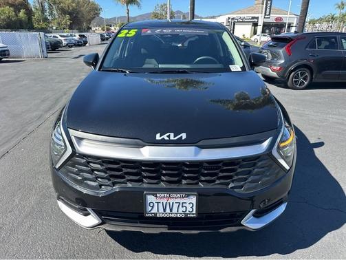 2025 Kia Sportage Hybrid LX
