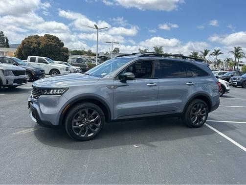 2022 Kia Sorento X-Line EX
