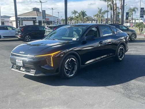 2025 Kia K4 EX