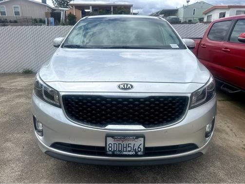 2017 Kia Sedona SX