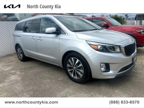 2017 Kia Sedona SX