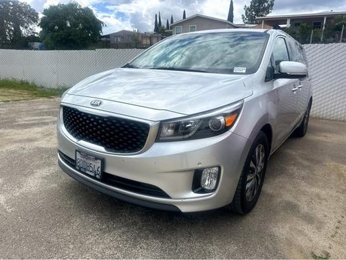 2017 Kia Sedona SX