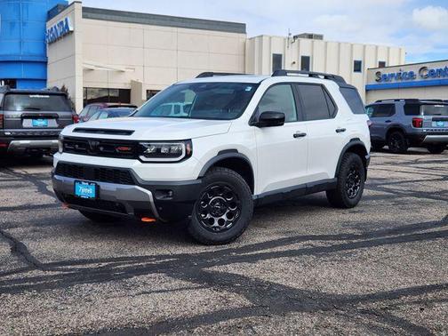 Platinum White Pearl 2026 Honda Passport TrailSport Blackout SUV