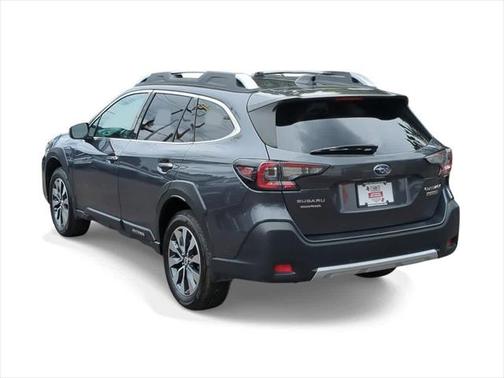 2023 Subaru Outback Touring