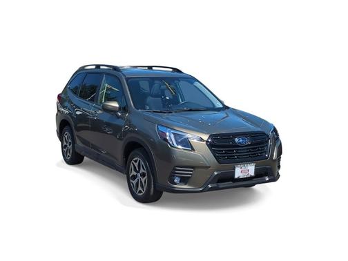 2024 Subaru Forester Premium