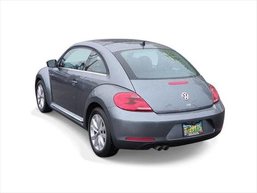 2015 Volkswagen Beetle DSG 2.0L TDI w/Sun/Sound/Nav