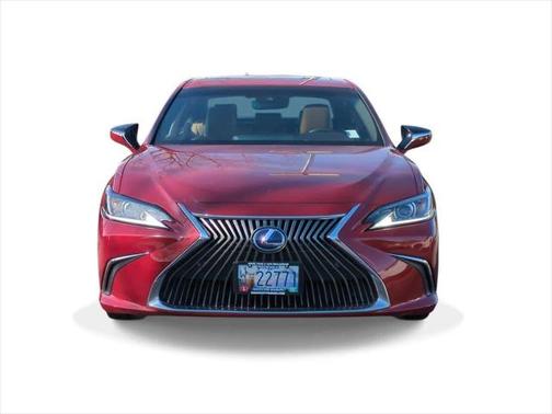 2019 Lexus ES 300h Base