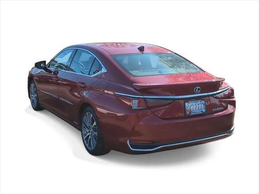 2019 Lexus ES 300h Base