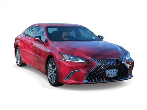2019 Lexus ES 300h Base
