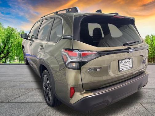 2025 Subaru Forester Hybrid Premium