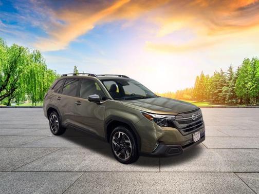 2025 Subaru Forester Hybrid Premium