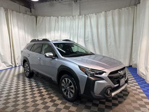 2025 Subaru Outback Touring