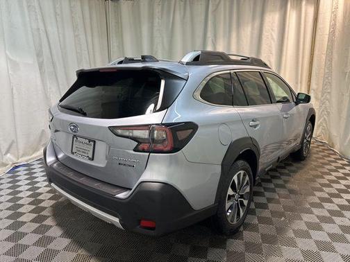 2025 Subaru Outback Touring