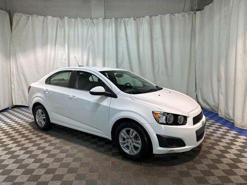 2016 Chevrolet Sonic LT