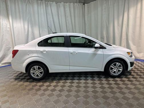 2016 Chevrolet Sonic LT