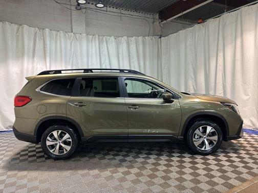 2025 Subaru Ascent Premium 8-Passenger
