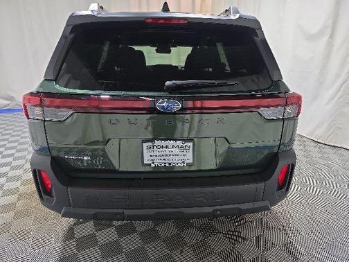 Deep Emerald Green Pearl 2026 Subaru Outback Premium