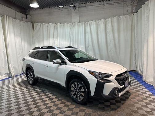 2025 Subaru Outback Touring XT
