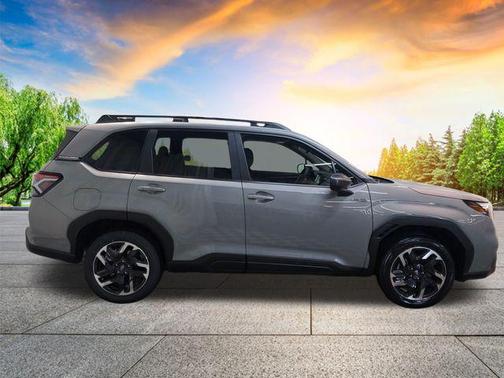 2025 Subaru Forester Hybrid Premium