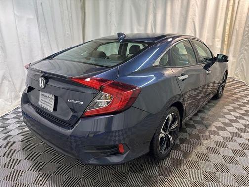 2017 Honda Civic Touring