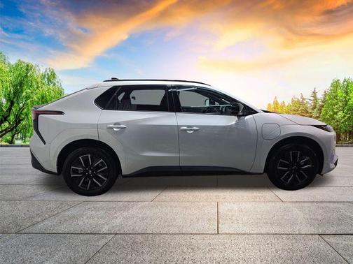 2026 Subaru Solterra Premium