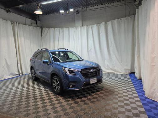 Horizon Blue Pearl 2022 Subaru Forester Limited