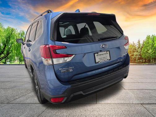 Horizon Blue Pearl 2022 Subaru Forester Limited