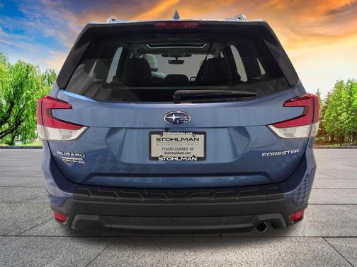 Horizon Blue Pearl 2022 Subaru Forester Limited