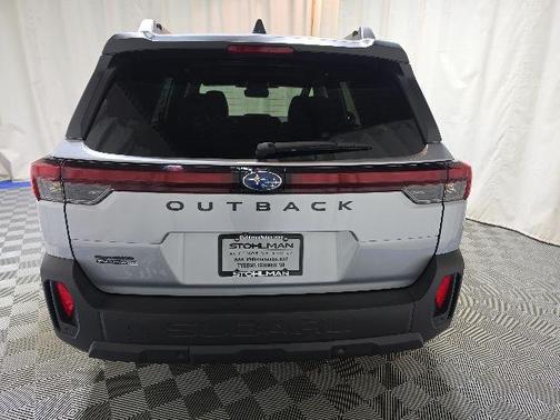 Ice Silver Metallic 2026 Subaru Outback Limited XT