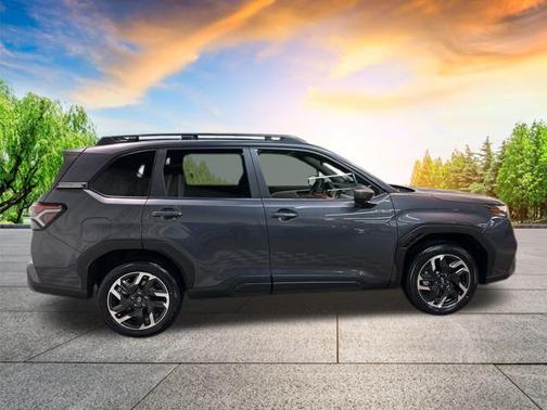 2025 Subaru Forester Hybrid Premium