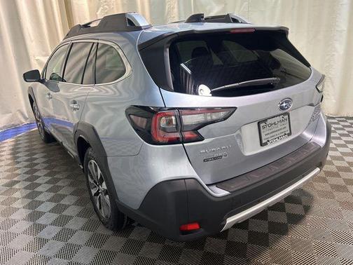 2025 Subaru Outback Touring