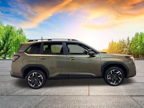 2025 Subaru Forester Hybrid Premium
