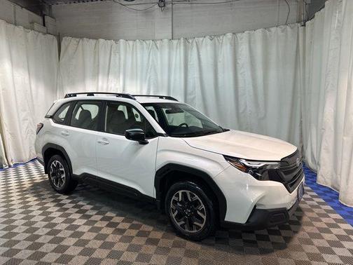 2025 Subaru Forester Base
