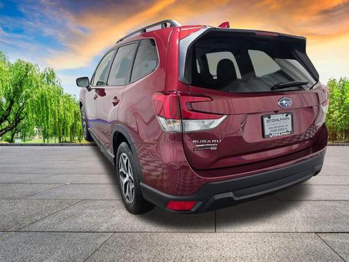 2023 Subaru Forester Premium