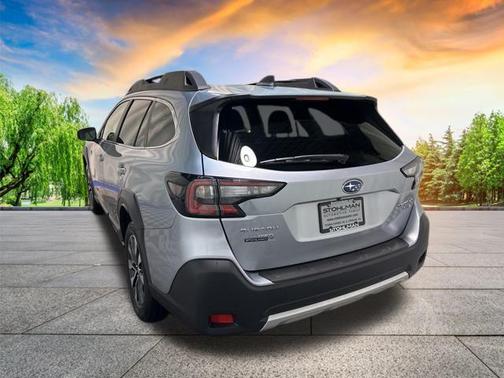 Ice Silver Metallic 2025 Subaru Outback Limited XT