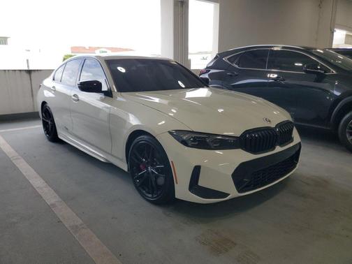 Alpine White 2024 BMW 330 i