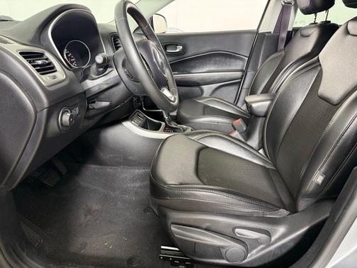 Billet Silver Metallic Clearcoat 2021 Jeep Compass Latitude