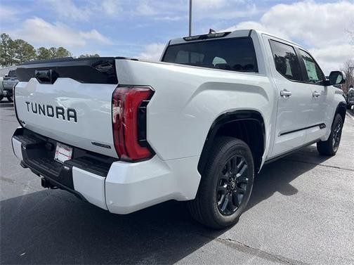 2025 Toyota Tundra Hybrid Platinum