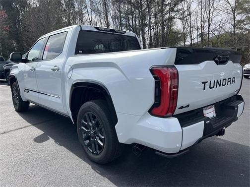 2025 Toyota Tundra Hybrid Platinum