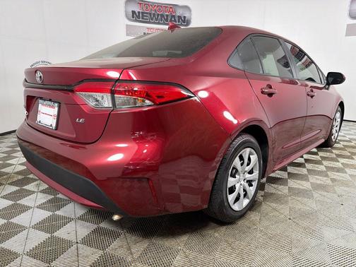 Ruby Flare Pearl 2022 Toyota Corolla LE