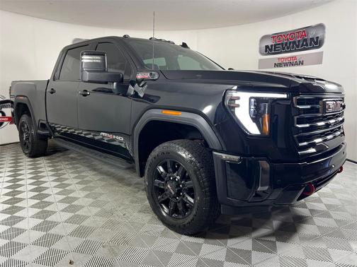 2024 GMC Sierra 2500 AT4