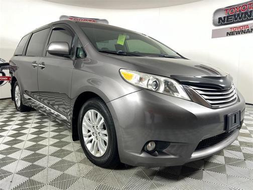 2016 Toyota Sienna XLE Premium