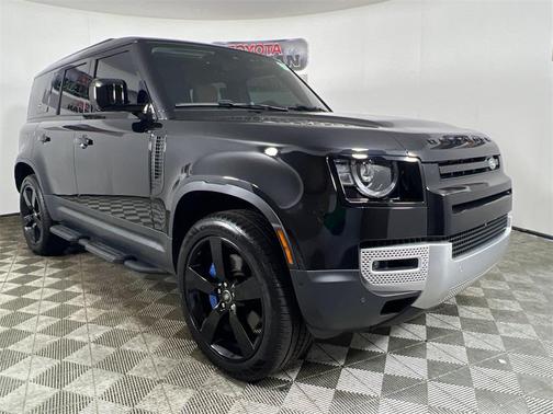 2023 Land Rover Defender 110 SE