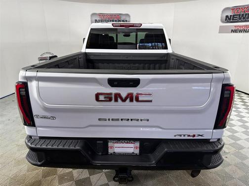 2025 GMC Sierra 2500 AT4X