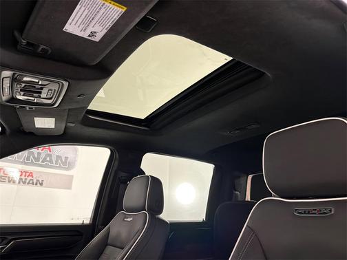 2025 GMC Sierra 2500 AT4X